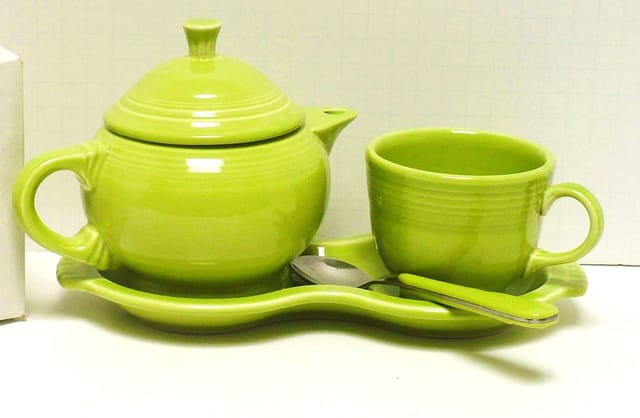 Fiesta® Hospitality 4-Piece Individual Tea Set with Tray in Chartreuse